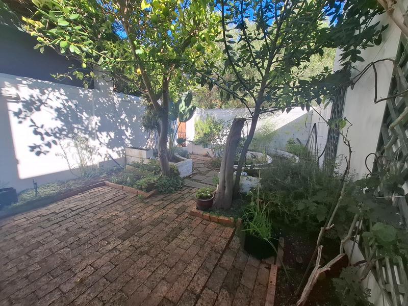 4 Bedroom Property for Sale in Paradyskloof Western Cape
